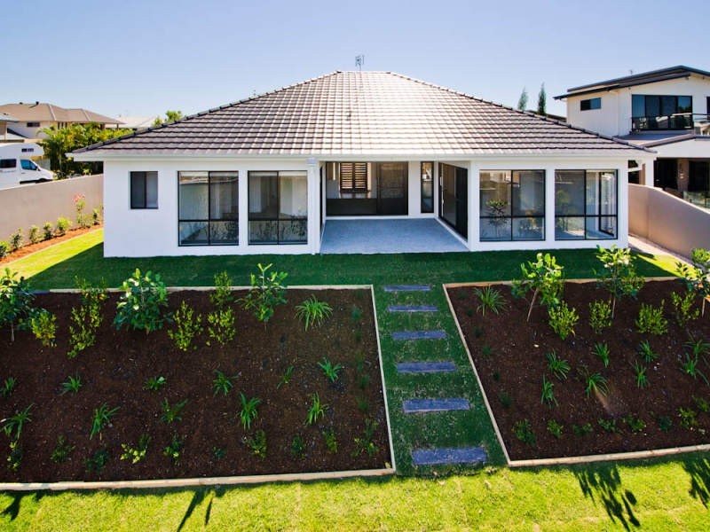 16 Ferrymans Court, Helensvale QLD 4212