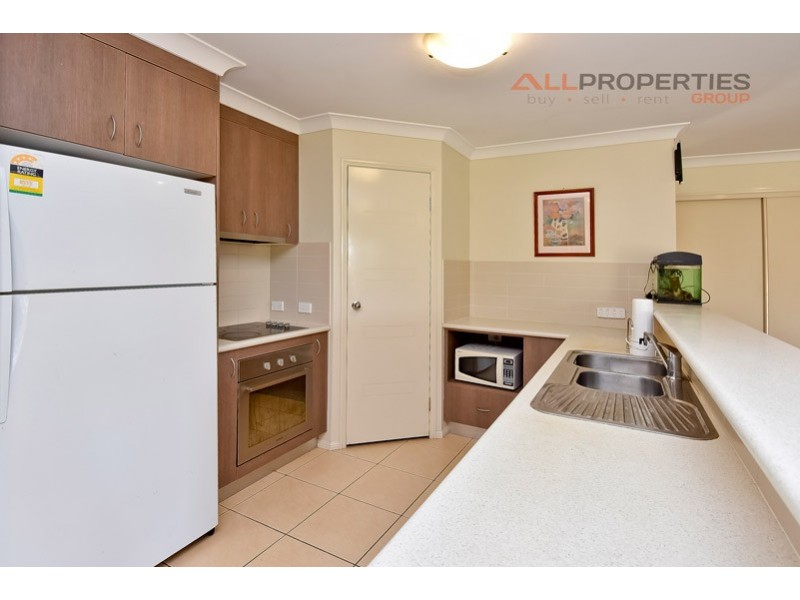 22 Spruce Street, Loganlea QLD 4131