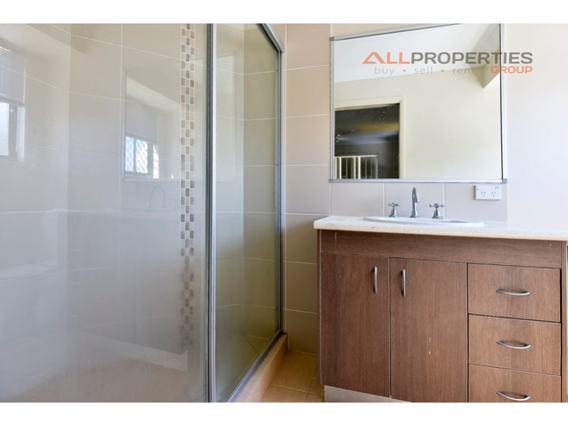 22 Spruce Street, Loganlea QLD 4131