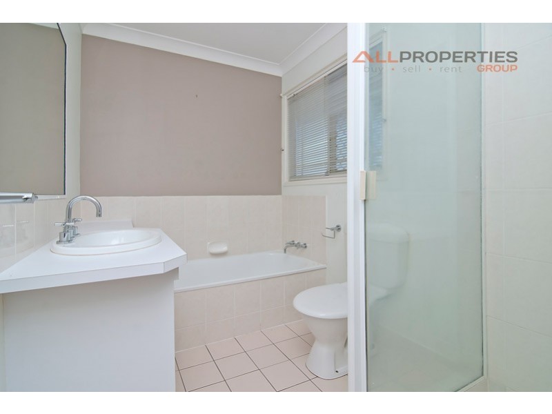 4/7 Farr Jones Crt, Daisy Hill QLD 4127