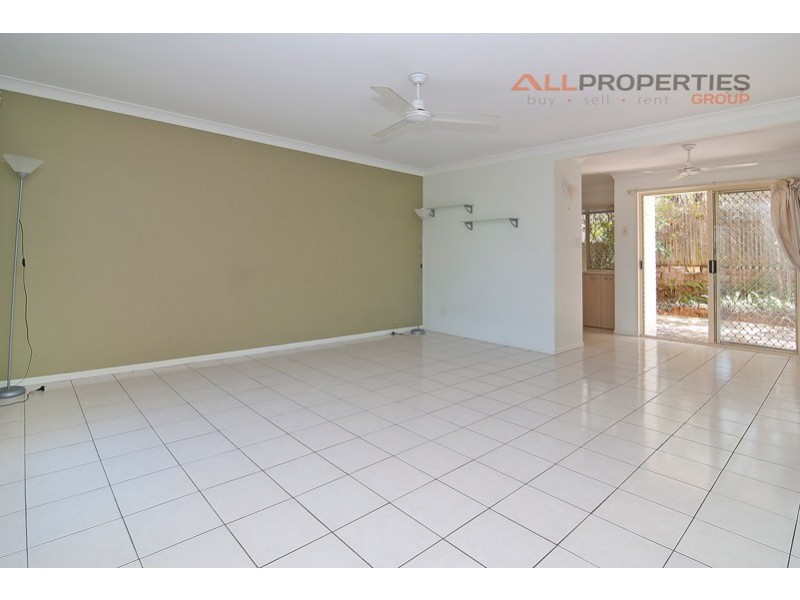 4/7 Farr Jones Crt, Daisy Hill QLD 4127