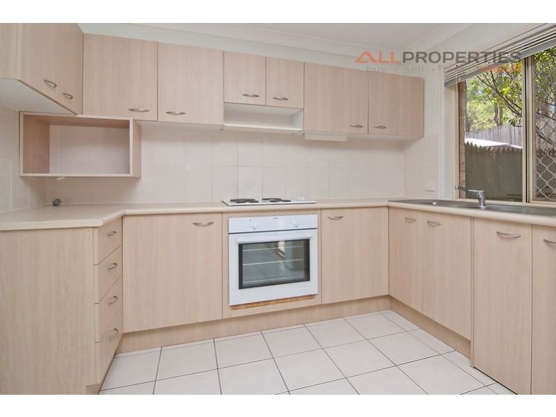 4/7 Farr Jones Crt, Daisy Hill QLD 4127