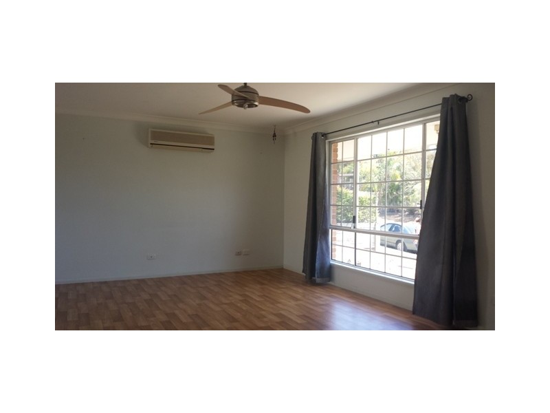 45 Tregana Crescent, Edens Landing QLD 4207