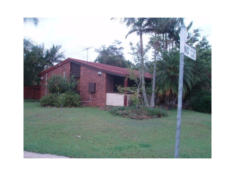 2 Savage Street, Tanah Merah QLD 4128