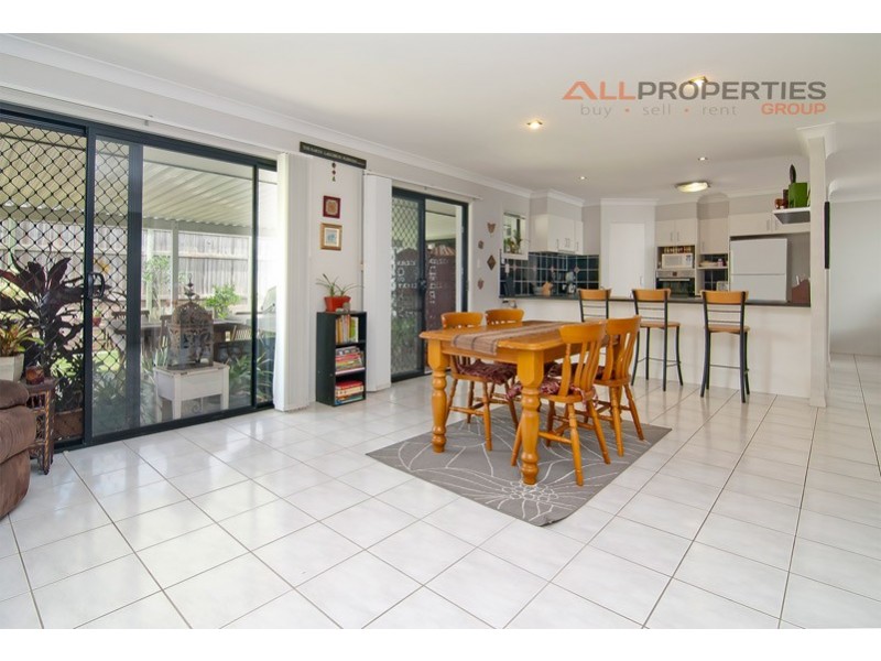 13 Foote Street, Redland Bay QLD 4165
