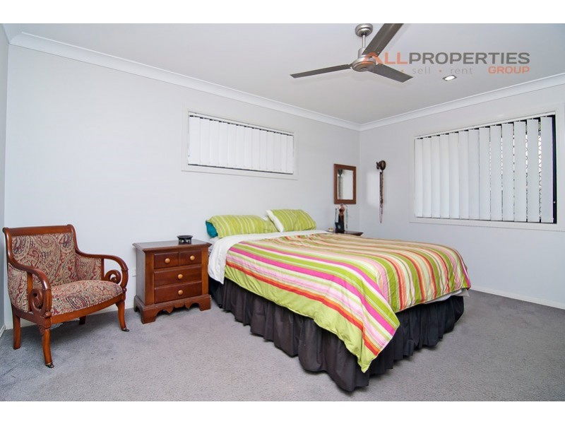 13 Foote Street, Redland Bay QLD 4165