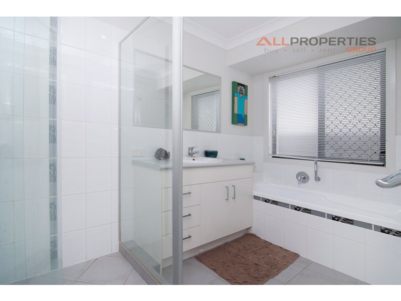 13 Foote Street, Redland Bay QLD 4165