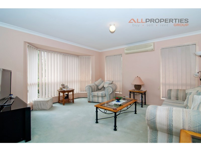 12 Lithfield Place, Loganholme QLD 4129