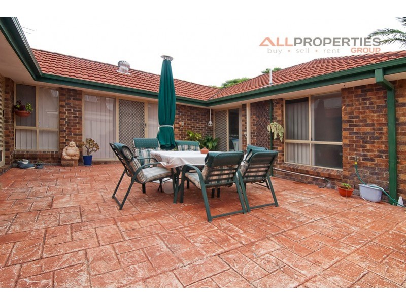 12 Lithfield Place, Loganholme QLD 4129