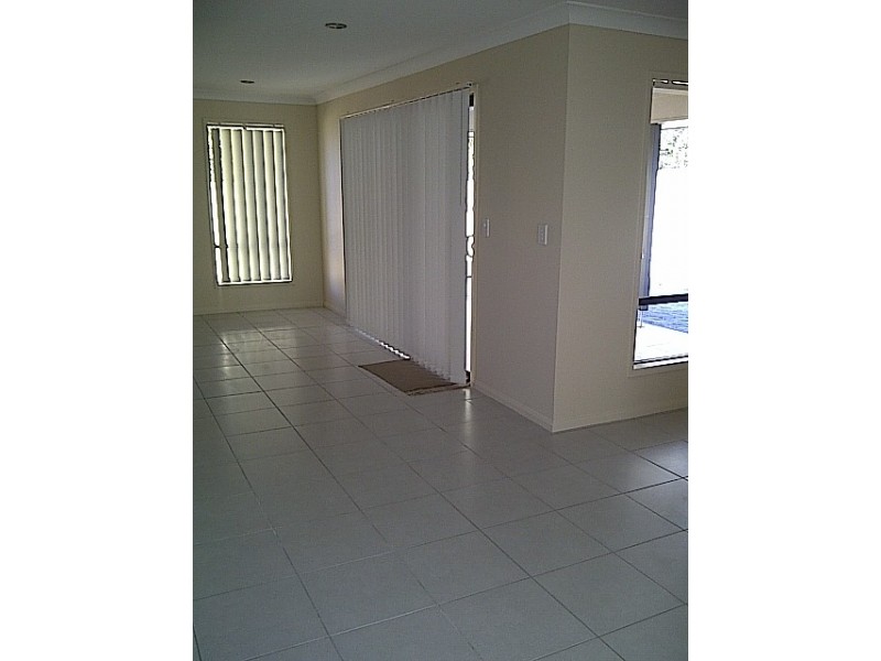 5 McWang Road, Pimpama QLD 4209