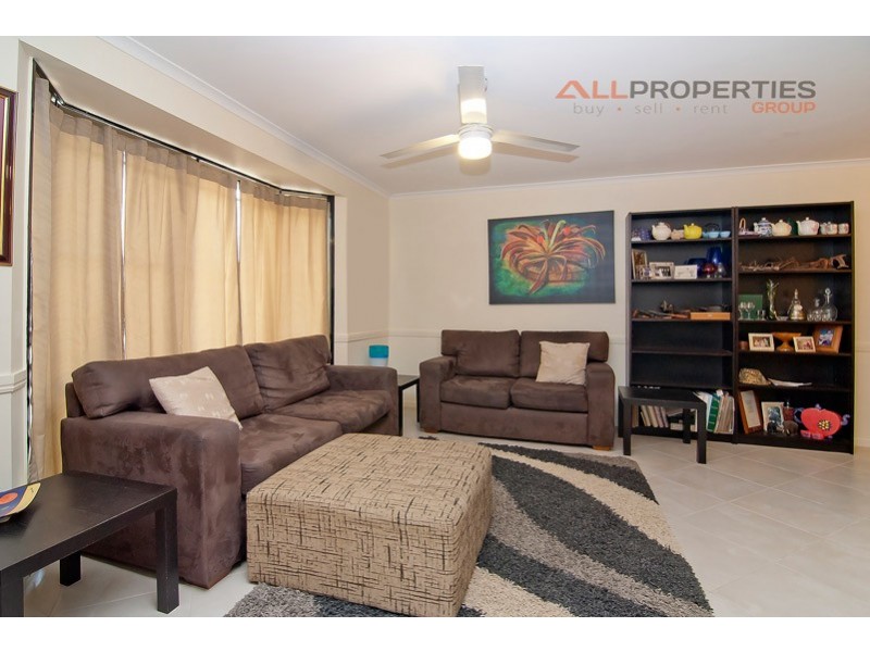 9 Kellie Court, Crestmead QLD 4132