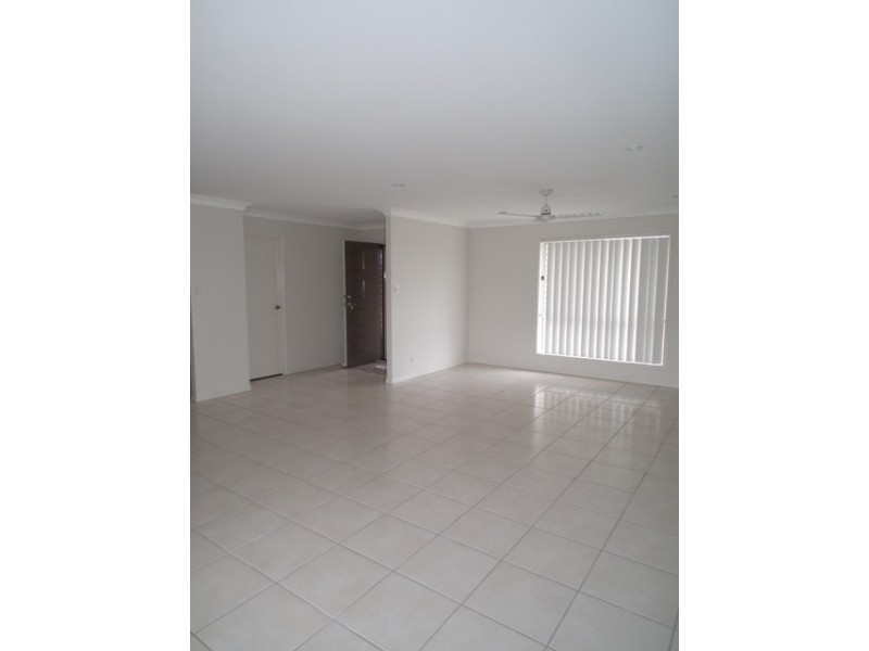 34 JEITA CCT, Caboolture QLD 4510