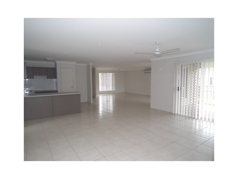 34 JEITA CCT, Caboolture QLD 4510