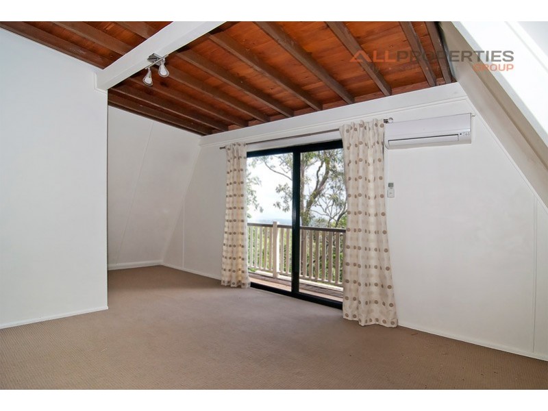 32 Penelope Drive, Cornubia QLD 4130