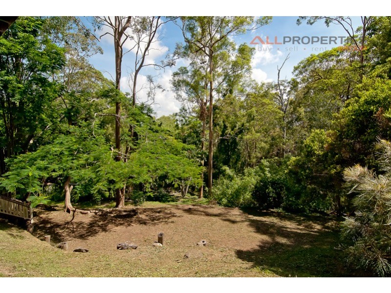 32 Penelope Drive, Cornubia QLD 4130