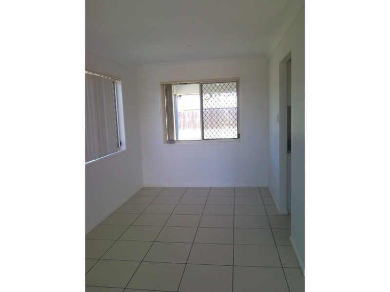 77 Fernbrook Drive, Morayfield QLD 4506