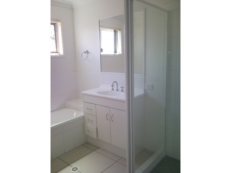 77 Fernbrook Drive, Morayfield QLD 4506