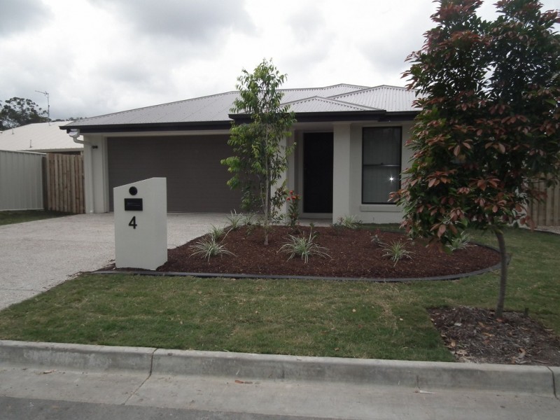 4 Moonlight Lane, Coomera QLD 4209