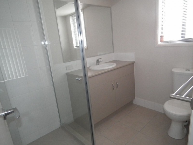 4 Moonlight Lane, Coomera QLD 4209