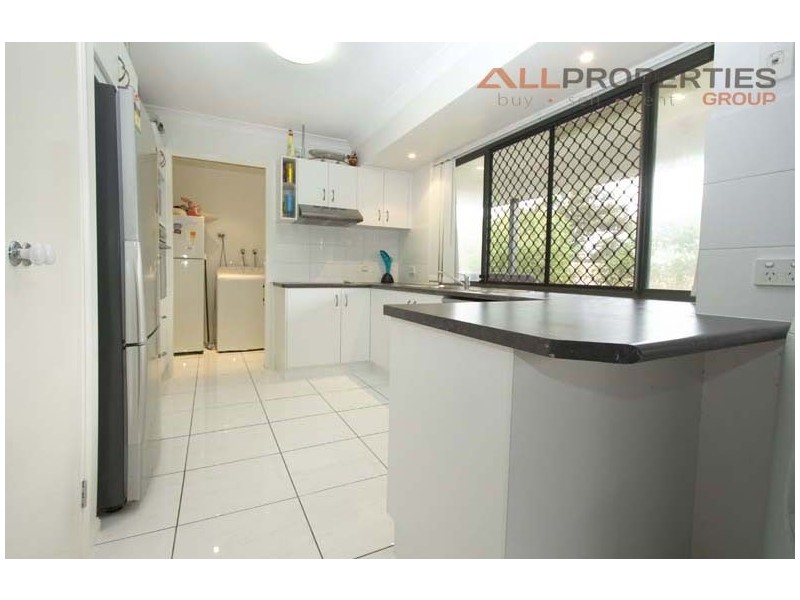 5 Clearview Court, Eagleby QLD 4207