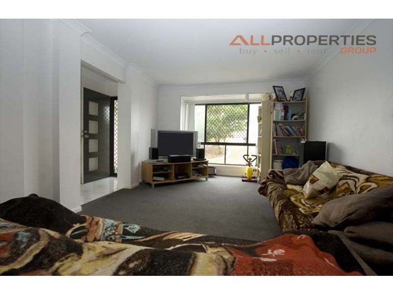 5 Clearview Court, Eagleby QLD 4207