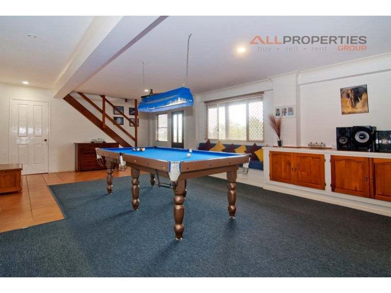 56 Cowra Street, Tanah Merah QLD 4128