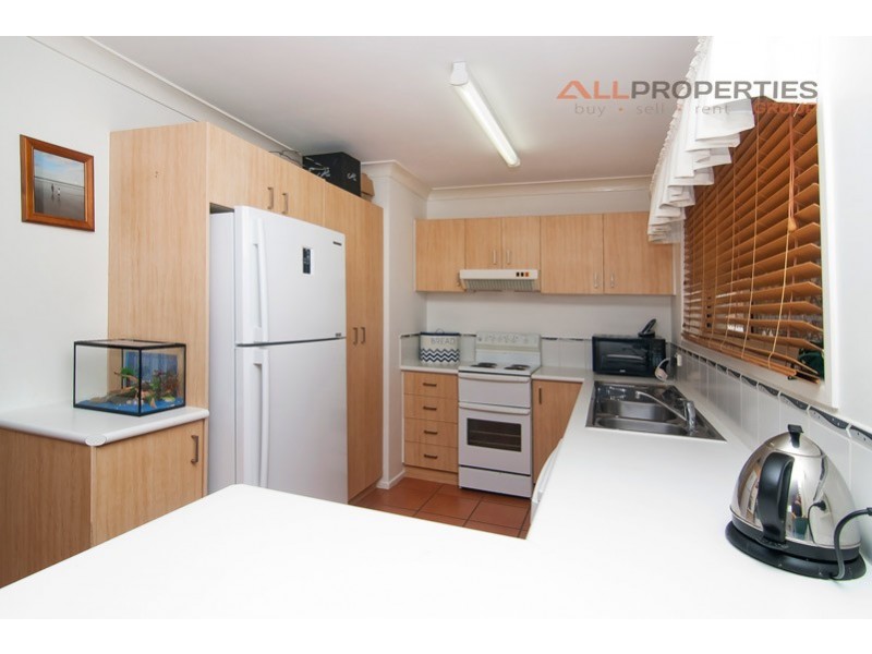 56 Cowra Street, Tanah Merah QLD 4128