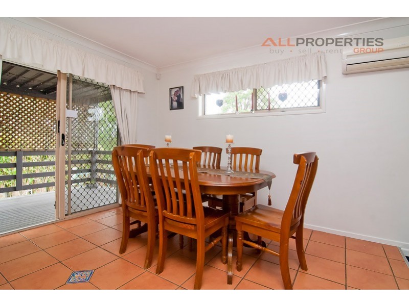 56 Cowra Street, Tanah Merah QLD 4128