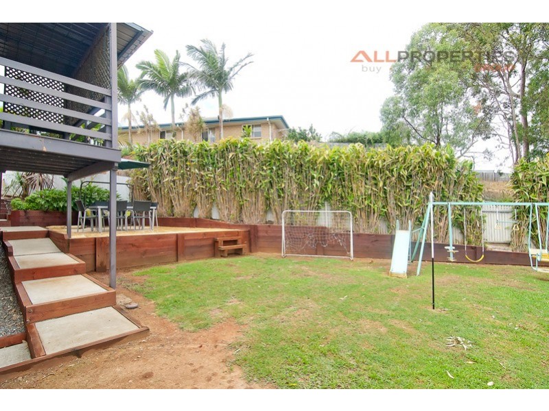 56 Cowra Street, Tanah Merah QLD 4128