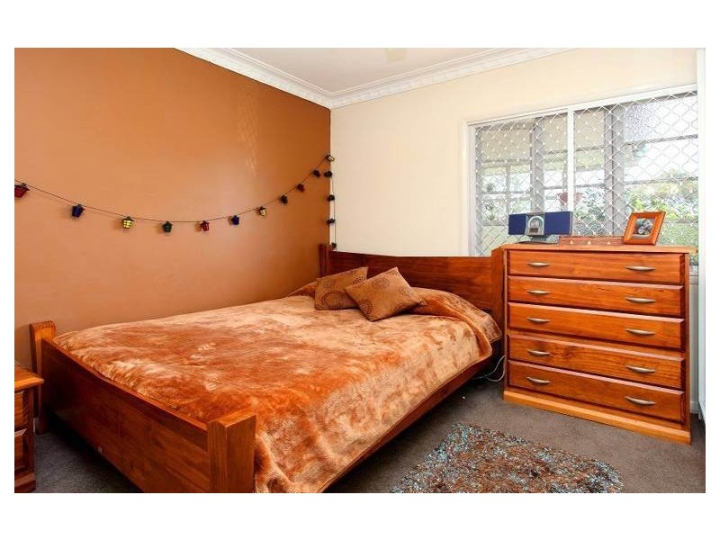 1860 Creek Road, Cannon Hill QLD 4170