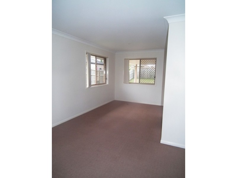 275 Herses Road, Eagleby QLD 4207