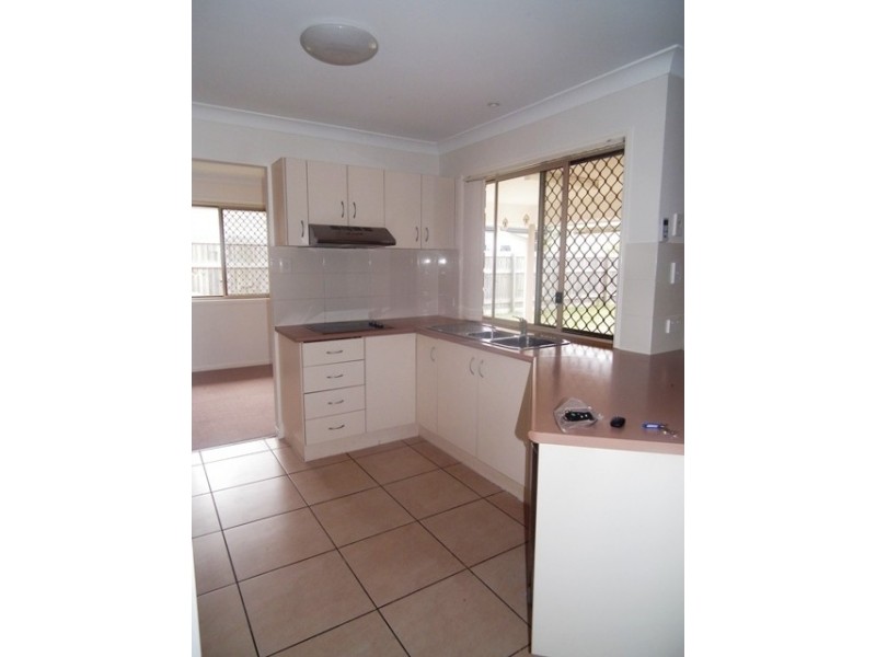 275 Herses Road, Eagleby QLD 4207