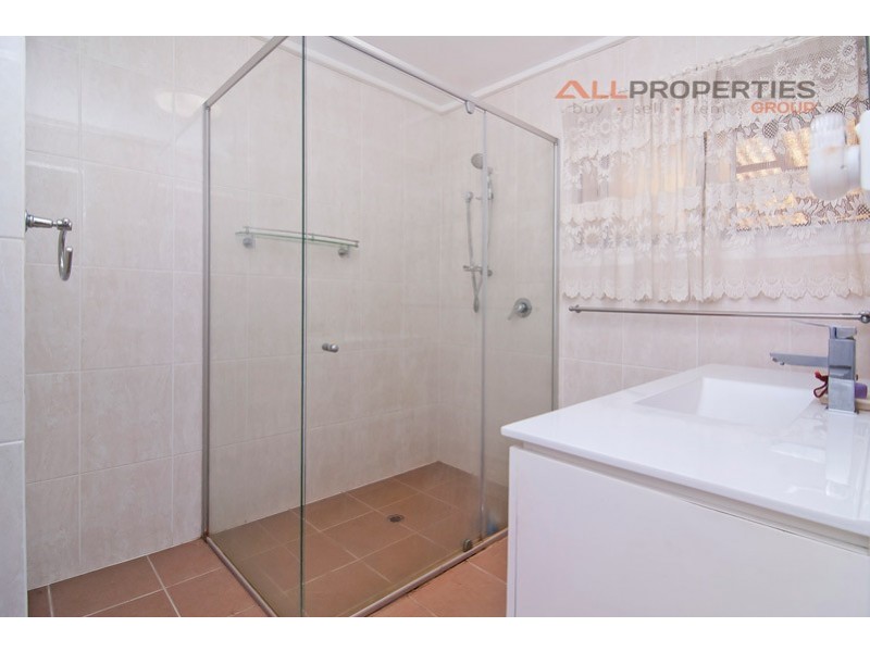 26 Keyes Street, Loganlea QLD 4131