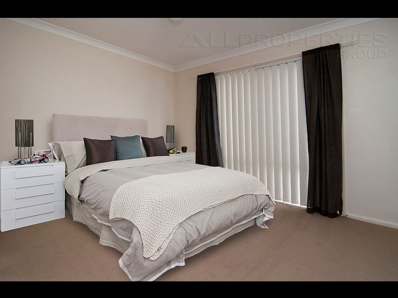 10 Bishop Court, Loganlea QLD 4131