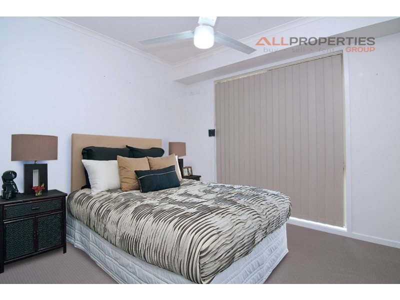 2 Packett Crescent, Loganlea QLD 4131