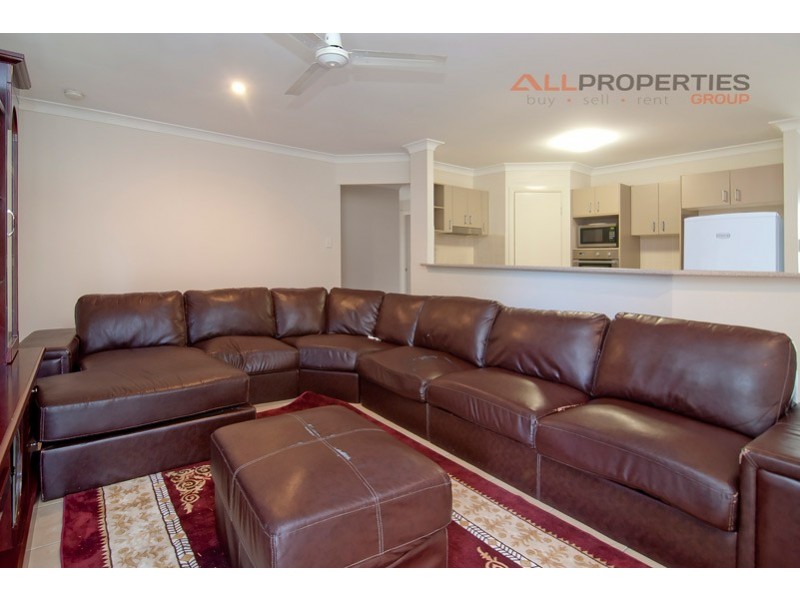 11 Crescendo Place, Crestmead QLD 4132