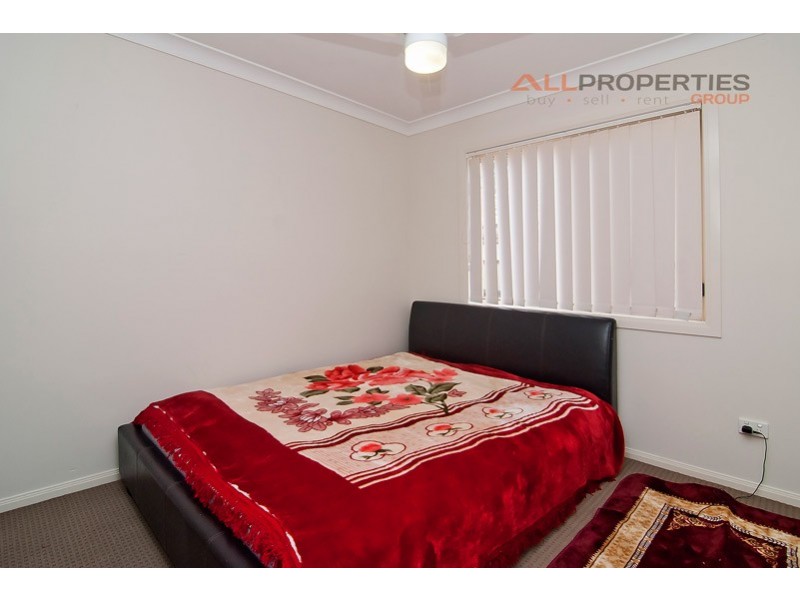 11 Crescendo Place, Crestmead QLD 4132