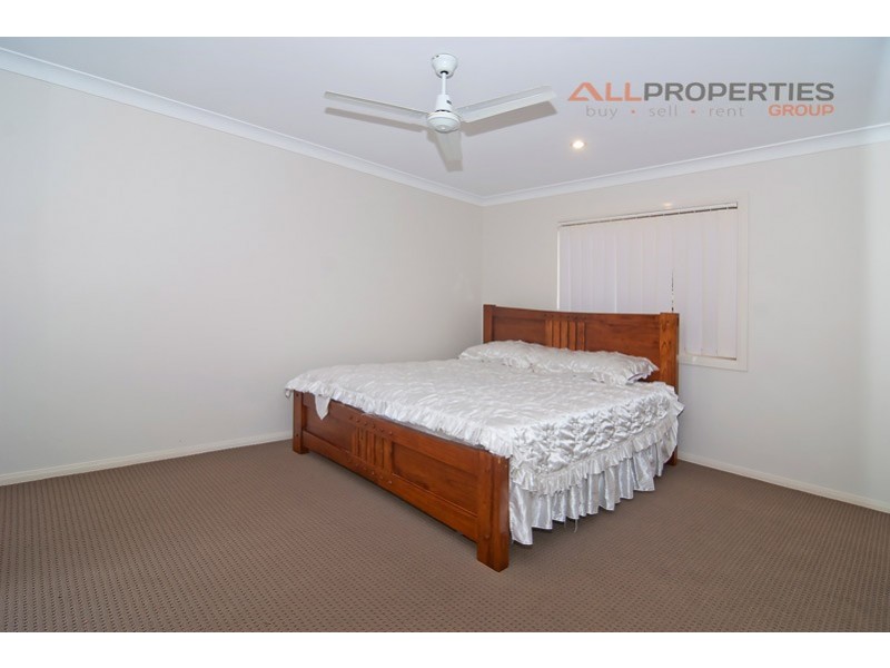 11 Crescendo Place, Crestmead QLD 4132