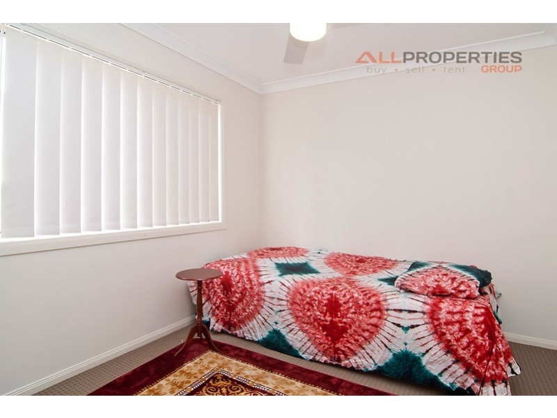 11 Crescendo Place, Crestmead QLD 4132