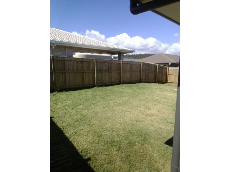 14 Moogerah Blvd, Redbank Plains QLD 4301