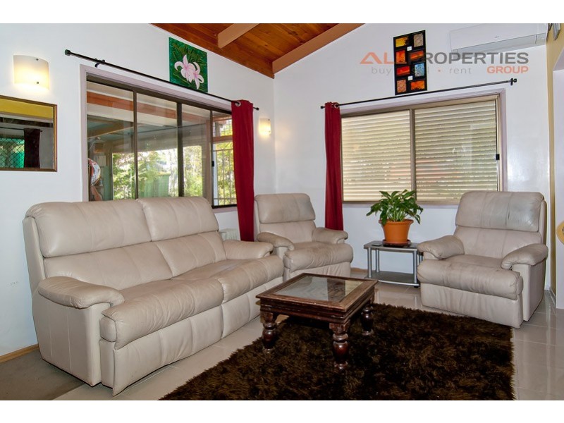 92 Albert Street, Woodridge QLD 4114