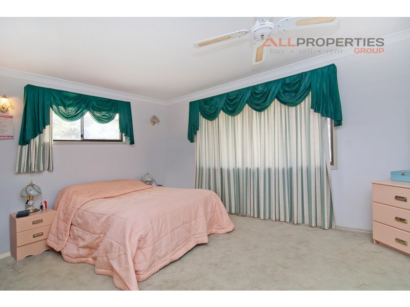 48 – 50 Koolan Crescent, Shailer Park QLD 4128