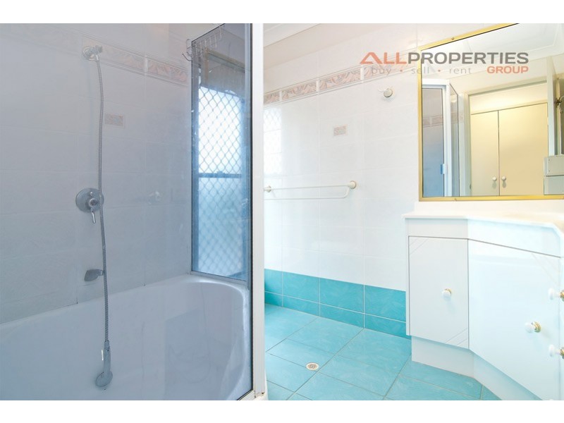 48 – 50 Koolan Crescent, Shailer Park QLD 4128