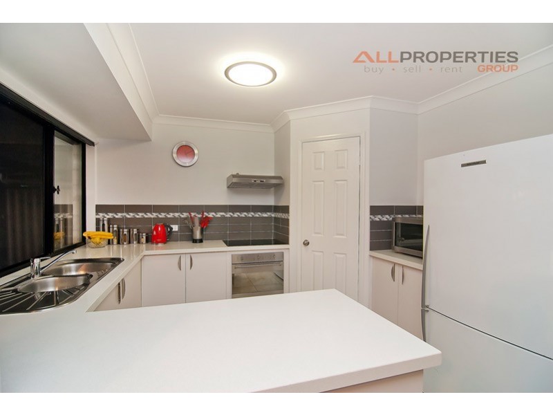 20 William Nixon Way, Edens Landing QLD 4207