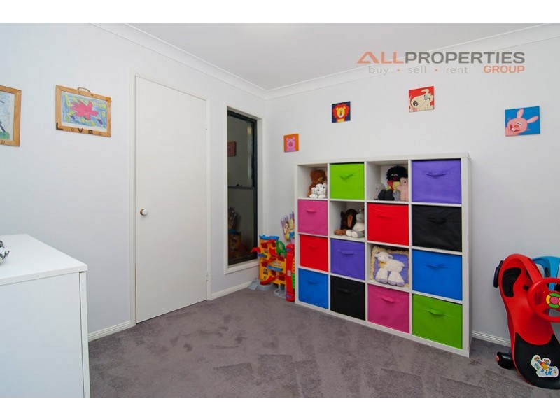20 William Nixon Way, Edens Landing QLD 4207