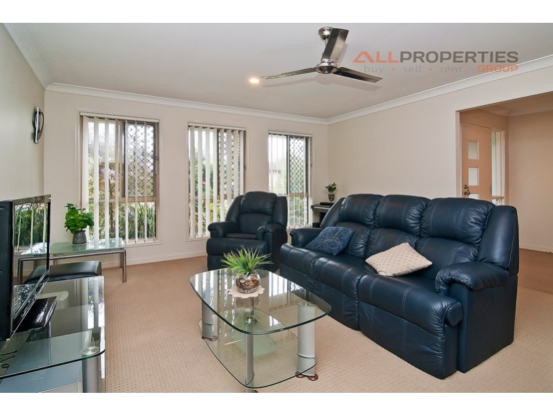 10 Tallaroon Street, Shailer Park QLD 4128