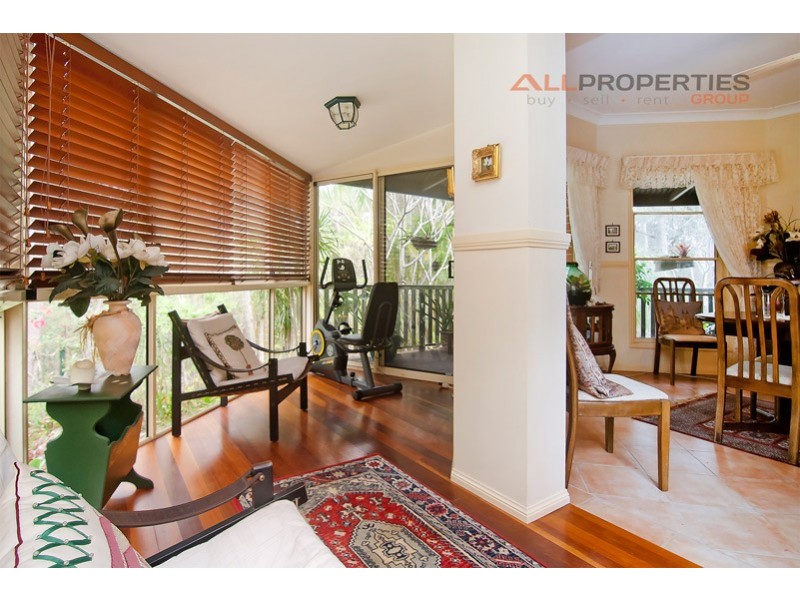 15 Minilya Court, Shailer Park QLD 4128