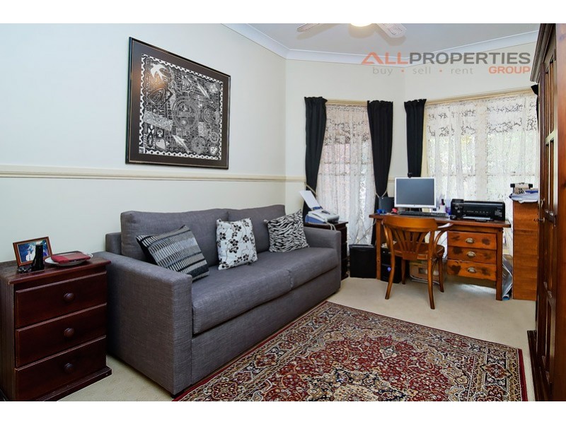 15 Minilya Court, Shailer Park QLD 4128