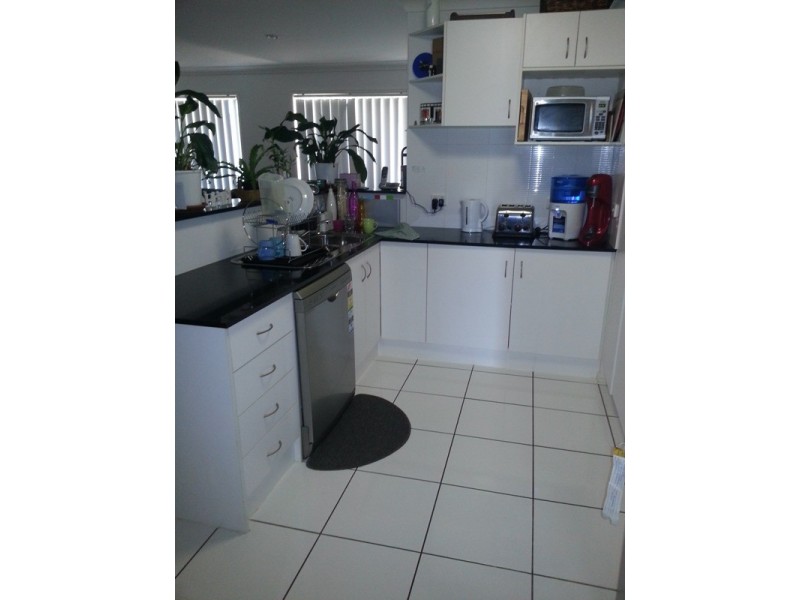 12 Robur St, Marsden QLD 4132