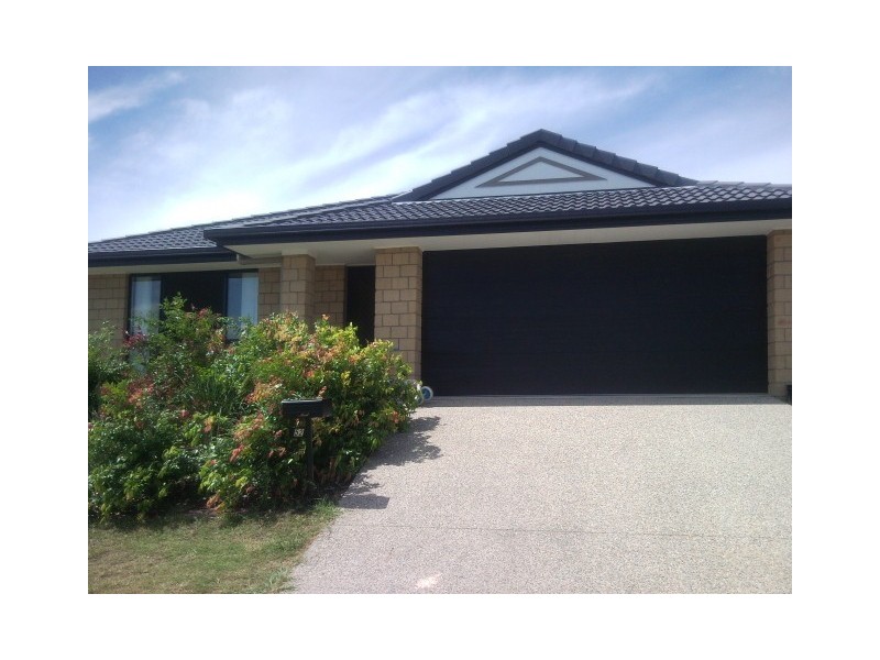 52 Summerhill Dr, Morayfield QLD 4506